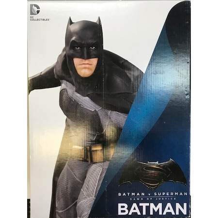 Batman v Superman Dawn of Justice - Batman Statue 1:6 (Product Opened and Displayed) (Box not Mint)