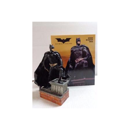 Batman Begins Batman on rooftop Statue DC Direct �dition 0639/3500 - produit ouvert et expos� - vente finale