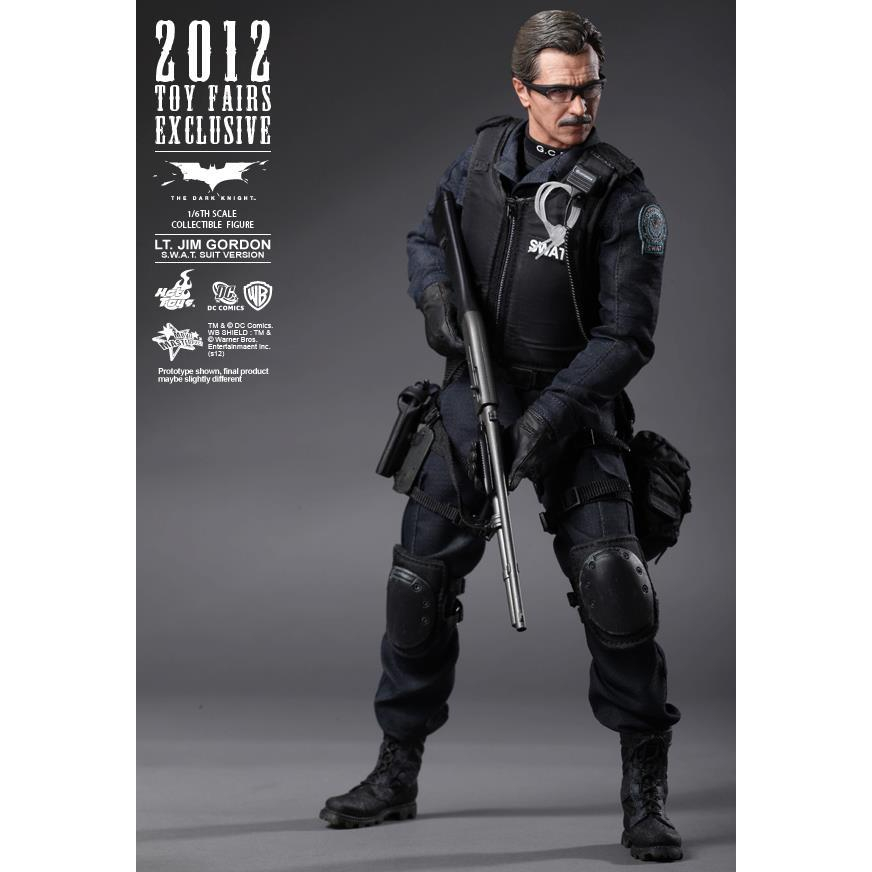 The Dark Knight Lt Jim Gordon SWAT version 1:6 figure Hot